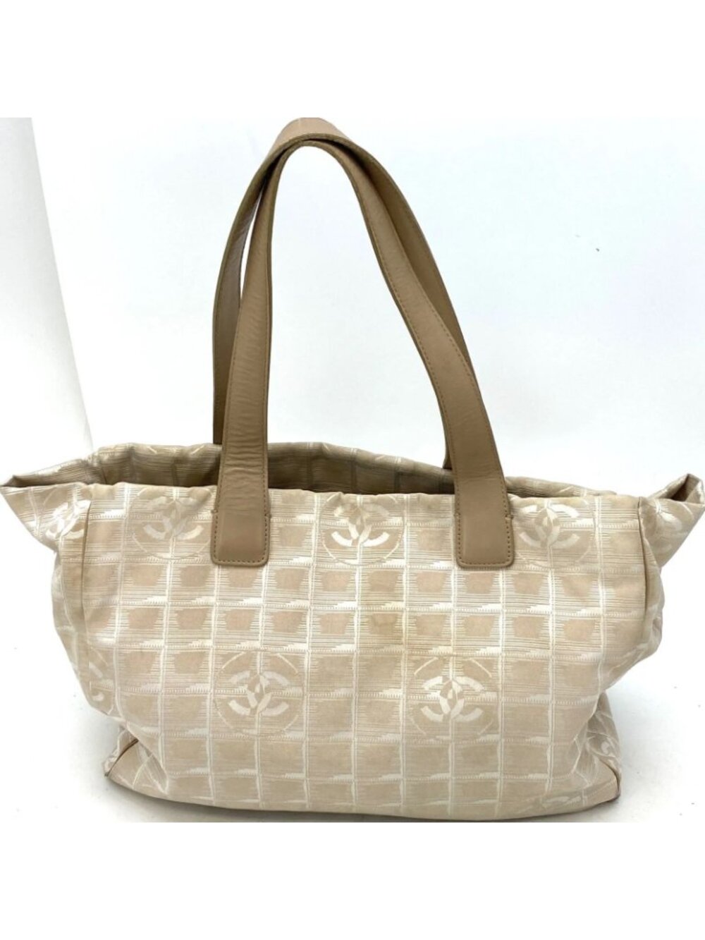 Chanel Tote New Travel Beige CC Logo Business - Picture 2 of 15
